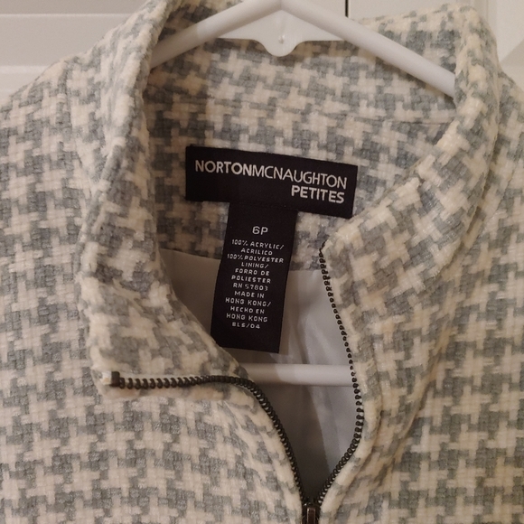 Jacket - Picture 4 of 4